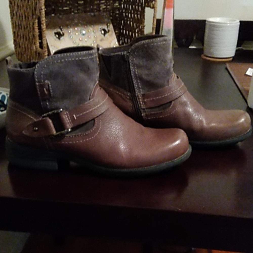 Earth Origins Paris Zipper Moto Comfort Boots 11M